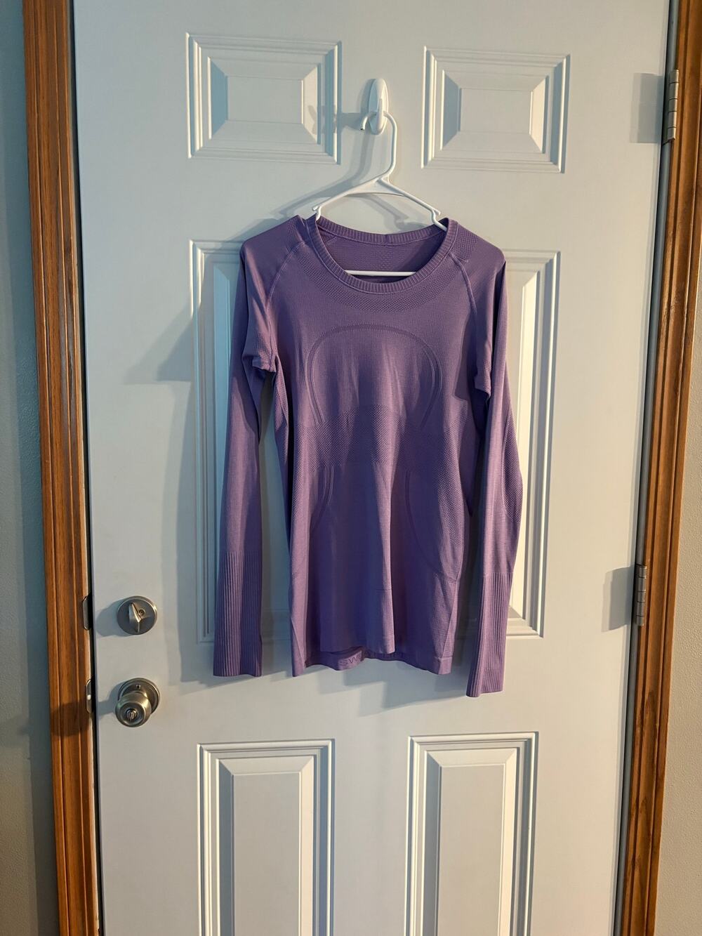 Lululemon Athletica purple Swiftly Tech long sleeve size 8